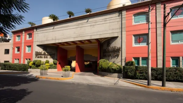 ¿Qué es un autohotel y en qué se diferencia de un motel?