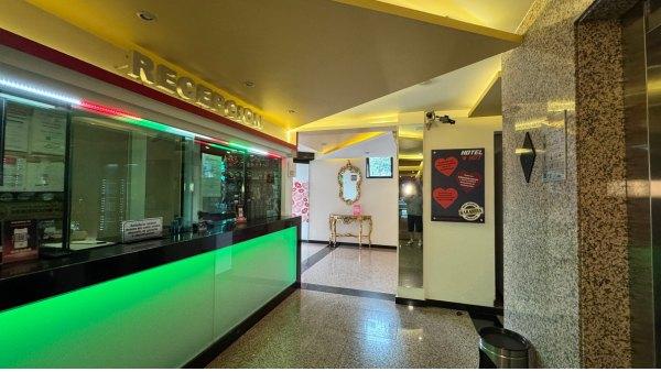 triger gallery_Hotel HOT La Villa